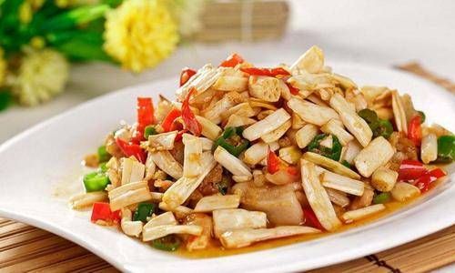 To Blanch or Not to Blanch:The Great Debate Surrounding Stir-Fried Lotus Root Tips