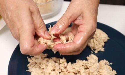 Mastering the Art of Cooking Burdock Root:How Long to Stir-Fry for Perfect Tenderness