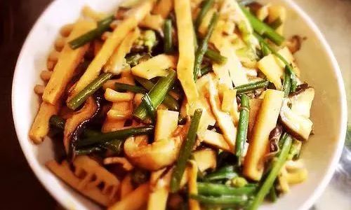 Mastering the Art of Cooking Burdock Root:How Long to Stir-Fry for Perfect Tenderness