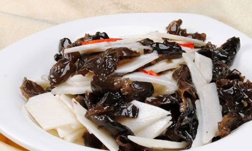 Mastering the Perfect Stir-Fried Black Fungus:Unveiling the Ideal Cooking Time and Techniques