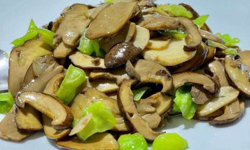Mastering the Art of Stir-Frying Mushrooms:The Science Behind Perfect Timing and Technique