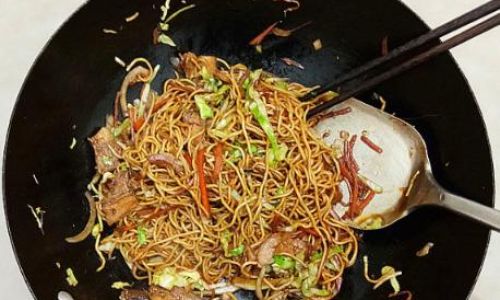 The Great Debate:Should You Use Cold Water or Boiling Water to Cook Stir-Fried Noodles?