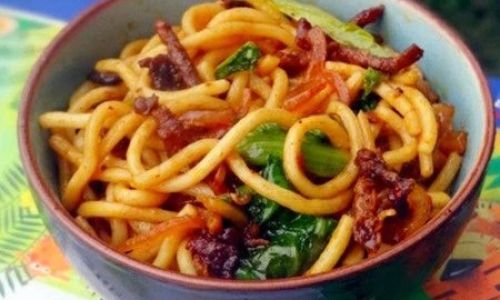 The Great Debate:Should You Use Cold Water or Boiling Water to Cook Stir-Fried Noodles?