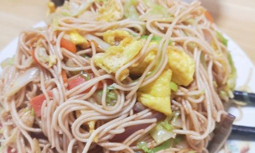 Mastering the Art of Homemade Chow Mein:A Step-by-Step Guide to Perfect Stir-Fried Noodles