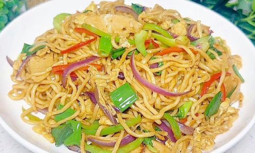 Mastering the Art of Simple and Delicious Stir-Fried Noodles:A Step-by-Step Guide
