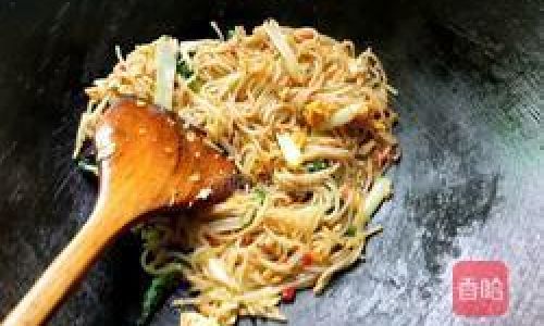 Mastering the Craft of Fried Rice Noodles:A Comprehensive Guide to Perfecting Chaomisi