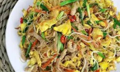 The Ultimate Guide to Preparing Stir-Fried Rice Noodles:Essential Ingredients and Expert Tips