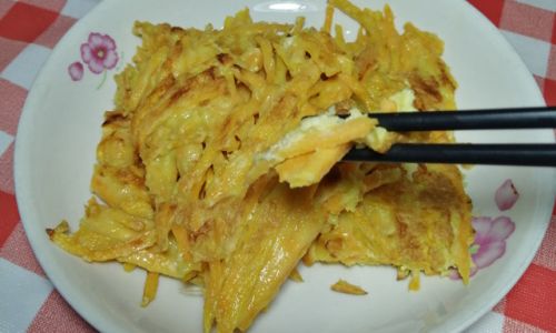 Mastering the Art of Homemade Fried Rice Cakes:A Simple and Delicious Guide