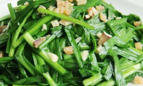 Mastering the Art of Stir-Fried Chinese Chives:How Long Does It Take to Achieve Perfect Tenderness?