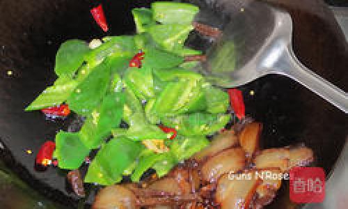 Mastering the Art of Stir-Fried Spicy Pork:A Comprehensive Guide to Flavorful Perfection