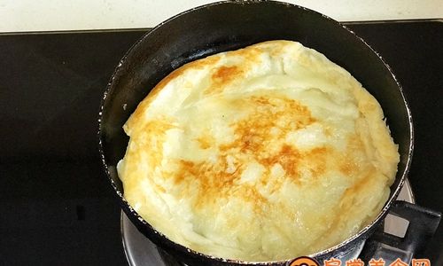 Mastering the Craft of Fried Pancakes:A Delicious Journey from Dough to Delight