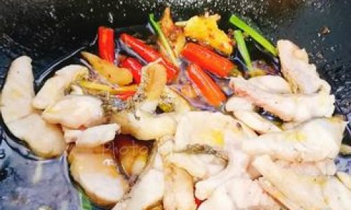 Mastering the Art of Stir-Fried Turtle:A Culinary Guide to an Exquisite Delicacy