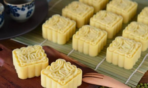 Crafting Delicious and Refreshing Mung Bean Cake:Secrets to a Non-Greasy Treat