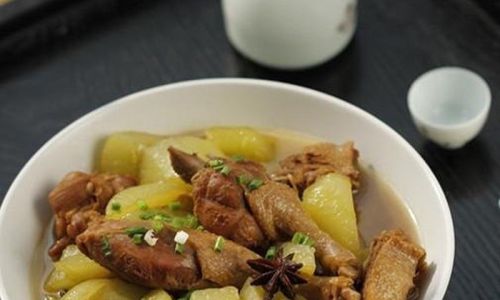 How to Make Delicious Dried Radish and Duck Leg Stew