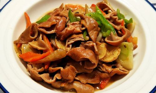Mastering the Art of Making Slippery Pork Intestines Sautéed Pork Tripe)