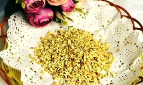 How to Make Homemade Snack-Worthy Fried Rice Crackers