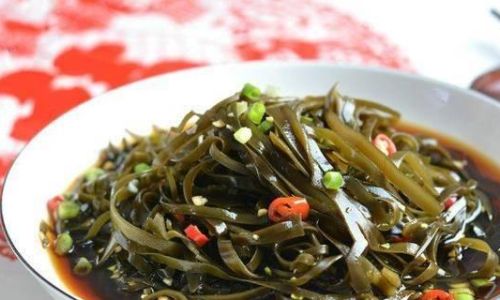 How to Make Delicious Marinated Seaweed Noodles