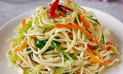 How to Make a Delicious Cold Tofu Skin Salad