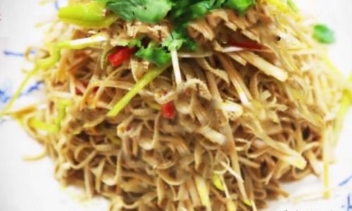 How to Make a Delicious Cold Tofu Skin Salad