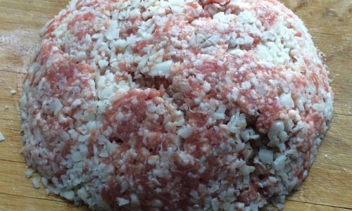 How to Make a Delicious Lotus Root and Pork Dumpling Filling