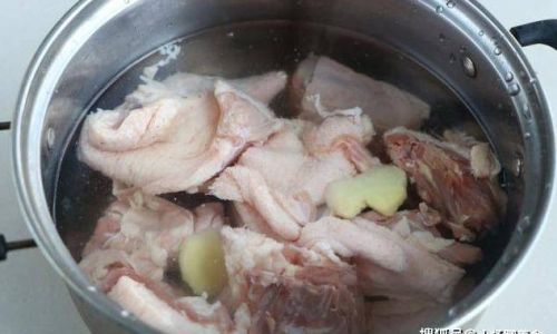 Mastering the Art of Making Classic Duck Soup:A Comprehensive Guide