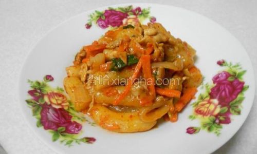 Mastering the Art of Making Spicy Kimchi Fried Rice Cakes