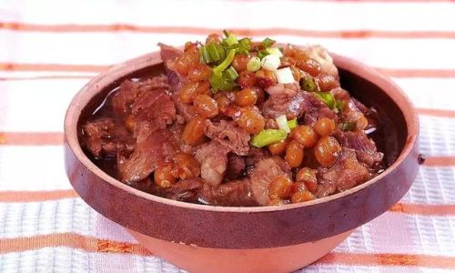 Mastering the Art of Steamed Preserved Pork with Laba Beans