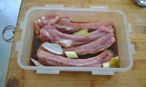 How to Make Perfectly Grilled Pork Ribs