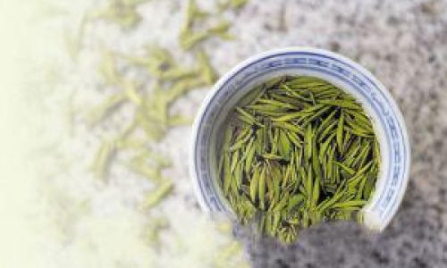 Exploring the Essence of Yangzhou Green Yangchun Tea:A Delicate Journey Through Chinas Tea Culture