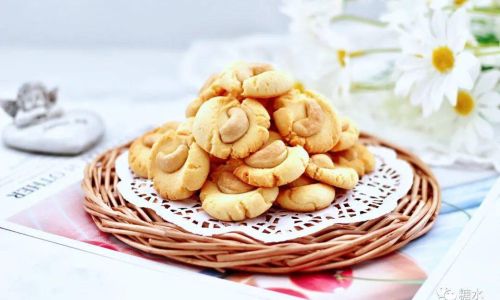 Crafting Delicious Oat and Cashew Cookies:A Step-by-Step Recipe
