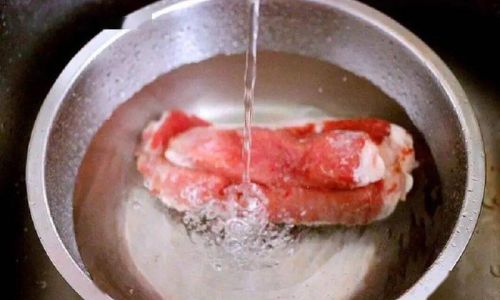 Extending the Shelf Life of Raw Meat through Brining:A Comprehensive Guide