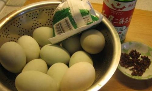 How to Make Perfect Saltwater Boiled Eggs