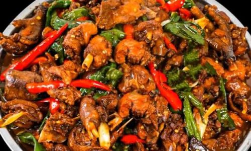 Mastering the Art of Stir-Fried Chicken:Secrets to a Mouthwatering Dish