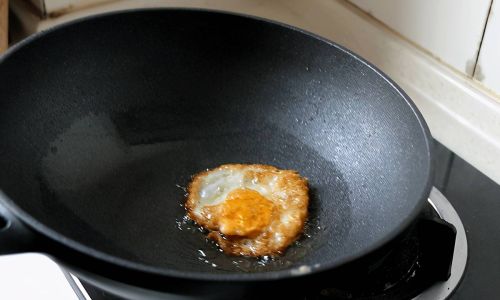 Mastering the Art of Non-Stick Scrambled Eggs:Tips and Techniques for Perfect Results Every Time
