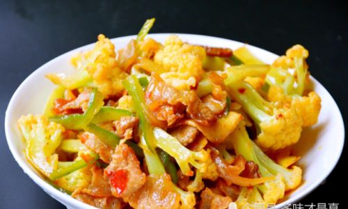 To Blanch or Not to Blanch:The Great Cauliflower Stir-Fry Debate