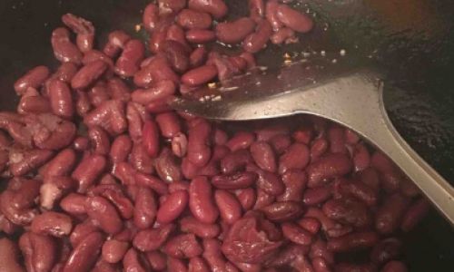 Mastering the Art of Cooking Red Beans:A Comprehensive Guide to Perfect Texture and Flavor