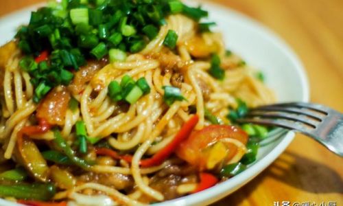 Mastering the Art of Stir-Fried Huo Luo Mian:A Guide to Crafting Restaurant-Quality Noodles at Home