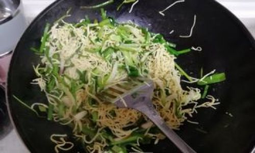 Mastering the Art of Stir-Fried Dried Tofu:A Step-by-Step Guide to Crafting the Perfect Chǎo Gān Sī