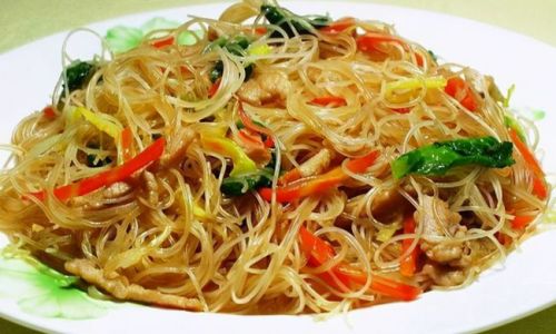 Mastering the Art of Stir-Fried Rice Noodles:A Step-by-Step Guide to Authentic Flavors