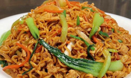 Mastering the Art of Stir-Fried Instant Noodles:A Culinary Adventure from Pan to Plate