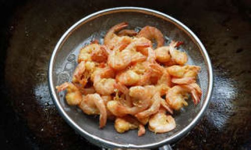 How to Make Spicy Salt and Pepper Shrimp:A Culinary Journey