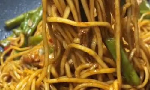 How to Make Simple Green Bean Noodles Stew
