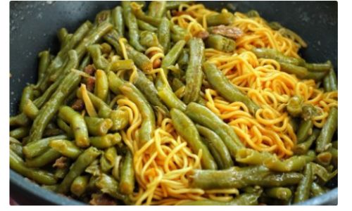How to Make Simple Green Bean Noodles Stew