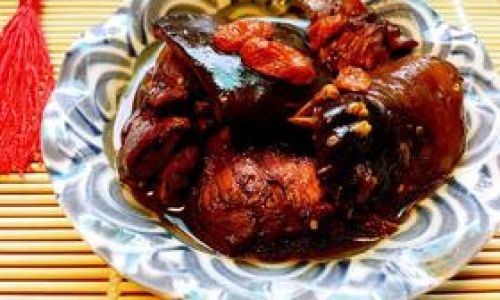 How to Cook Turtle and Free-Range Chicken Stew:A Culinary Delight