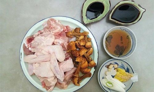 How to Make a Delicious Shiitake Mushroom and Pork Rib Stew