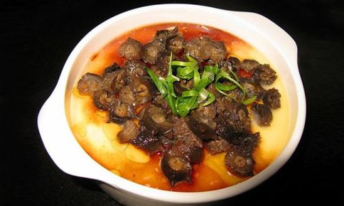 Mastering the Art of Steamed Sea Cucumber with Egg