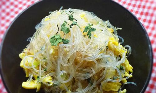 Mastering the Art of Making Scrambled Eggs with Glass Noodles
