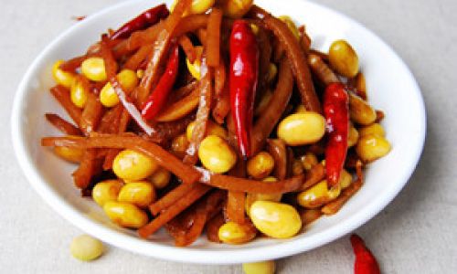 Mastering the Art of Making Stir-Fried Soybeans with Pickled Vegetables