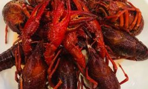 Mastering the Art of Preparing Chilled Lobster with Hua Diao Wine