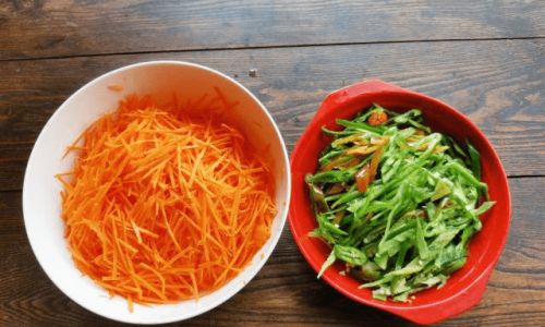 How to Make Delicious Pickled Carrot Relish